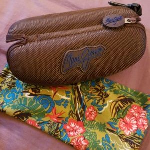 Maui Jim Zip Case with Soft Cloth Case